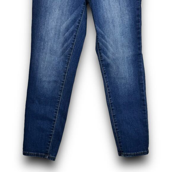 Judy Blue Relaxed Fit Mid Rise Stretch Denim Jeans Cropped Ankle Tapered Size 26 - Picture 4 of 11